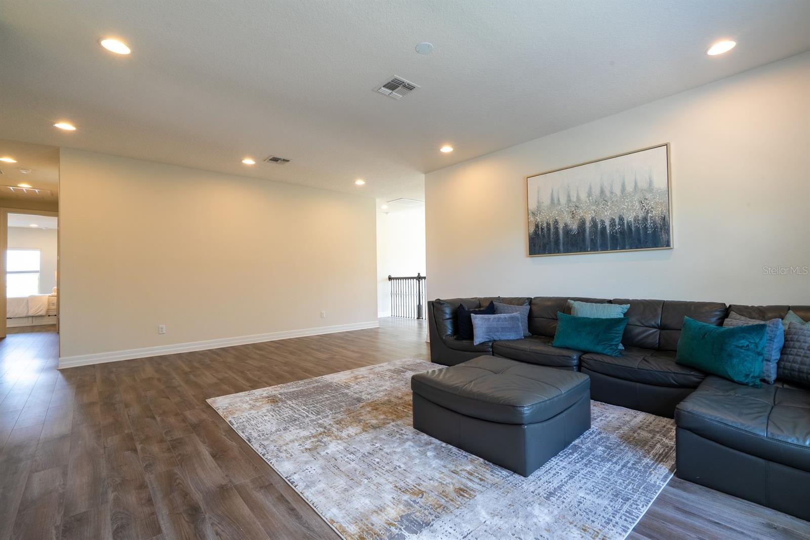 Image 25 of 63 For 11142 Lemon Lake Boulevard