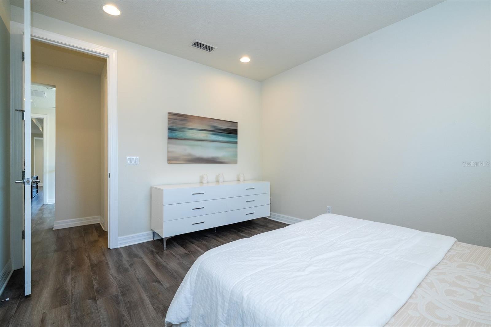 Image 29 of 63 For 11142 Lemon Lake Boulevard