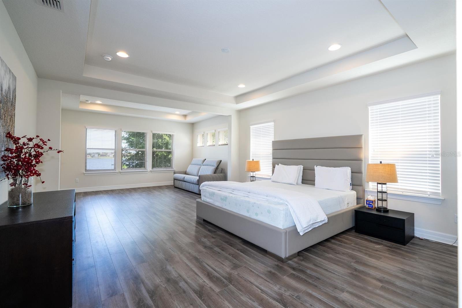 Image 33 of 63 For 11142 Lemon Lake Boulevard