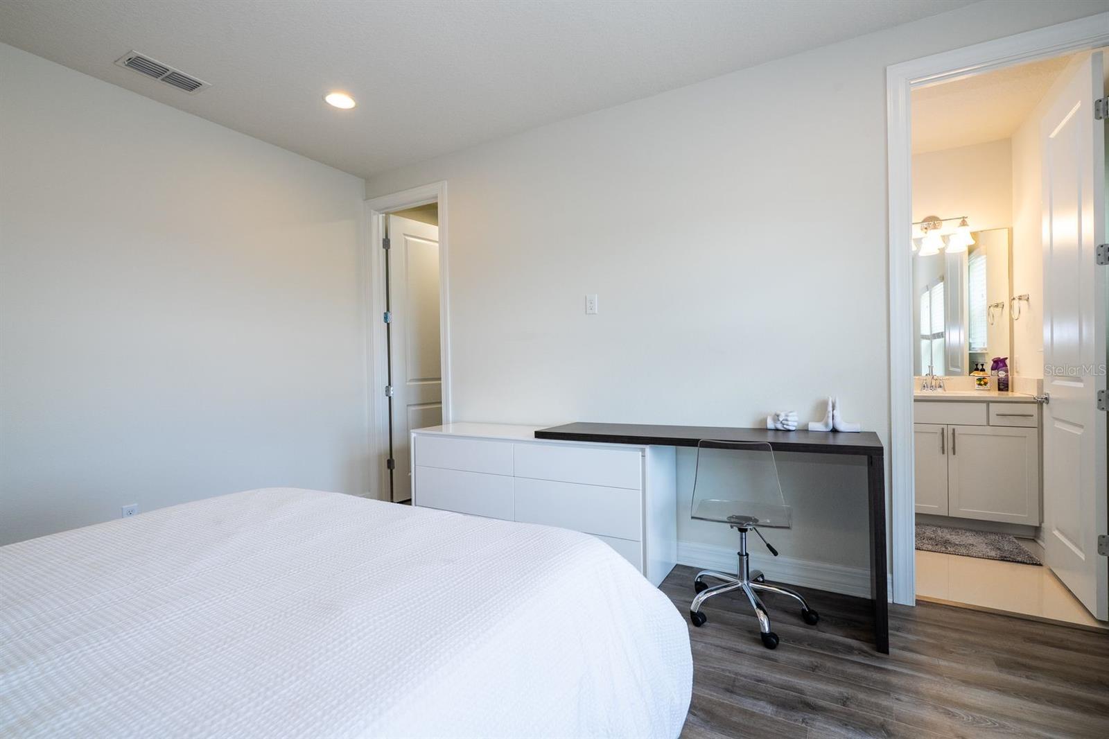 Image 50 of 63 For 11142 Lemon Lake Boulevard