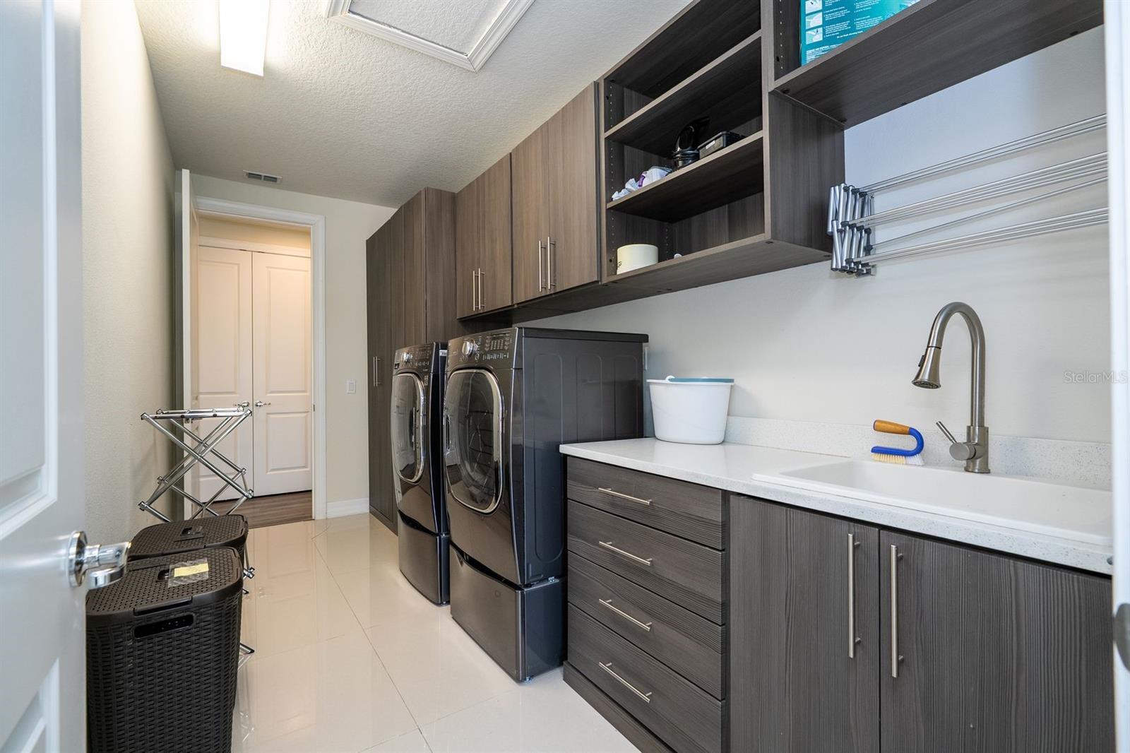 Image 53 of 63 For 11142 Lemon Lake Boulevard