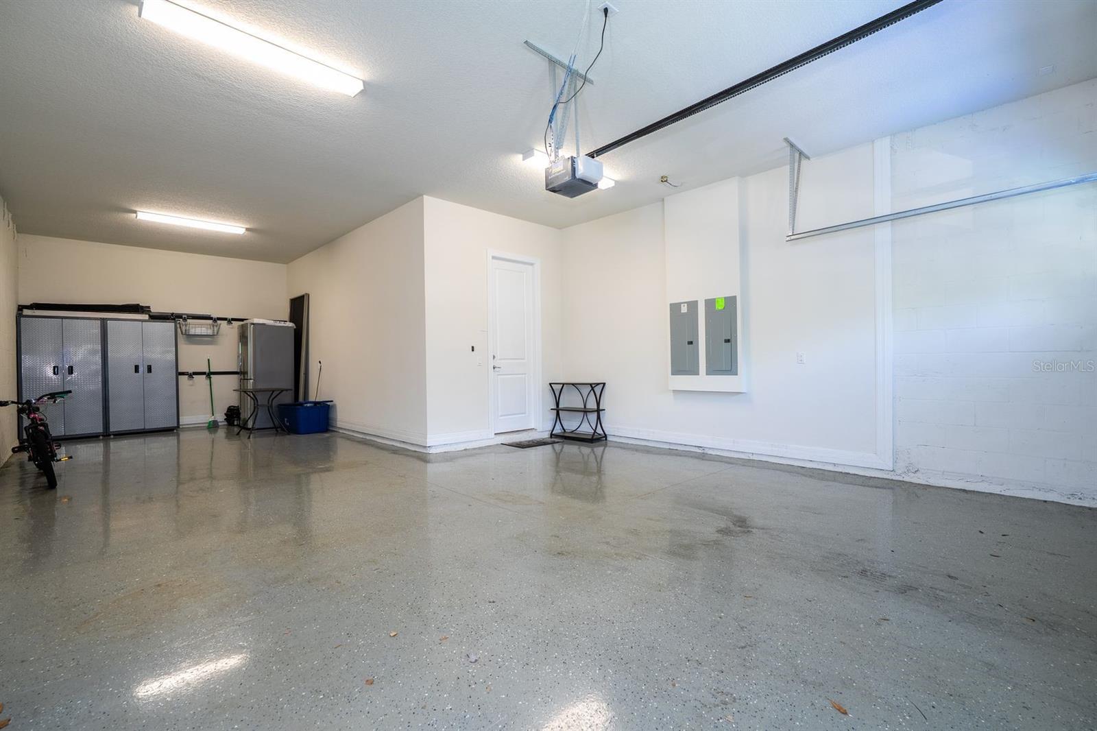 Image 57 of 63 For 11142 Lemon Lake Boulevard