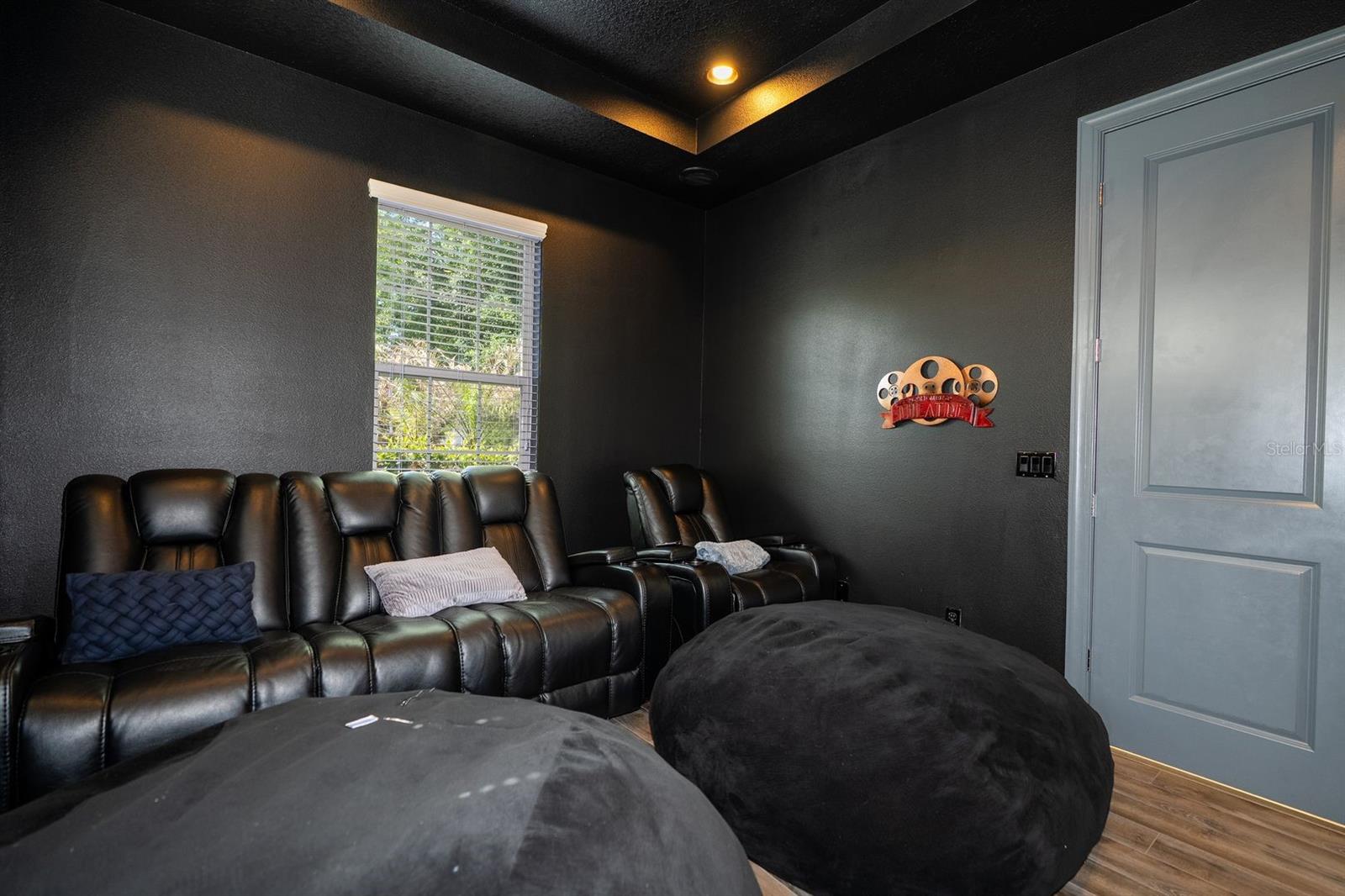 Image 8 of 63 For 11142 Lemon Lake Boulevard