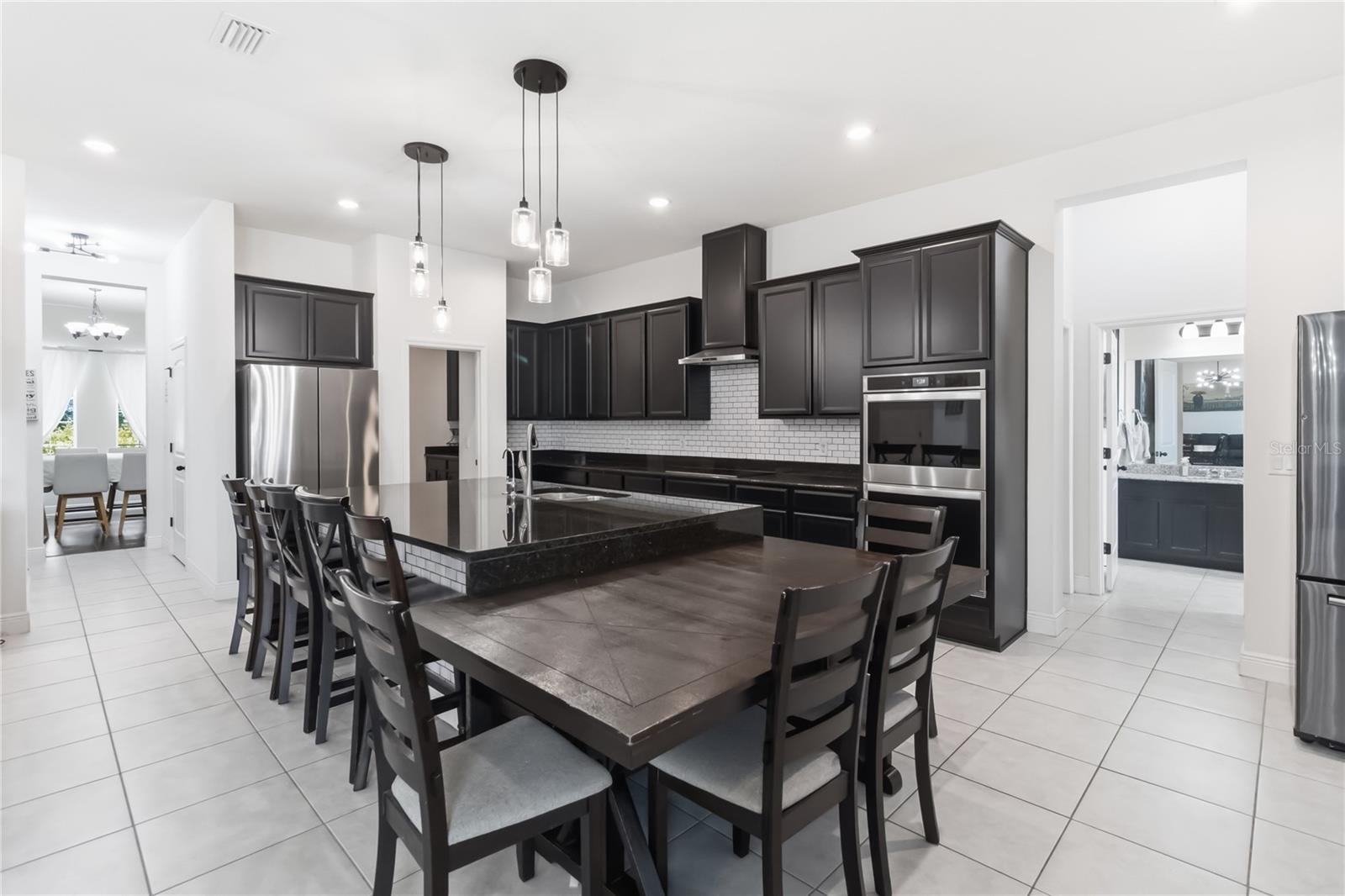 Image 11 of 47 For 659 Red Haven Lane