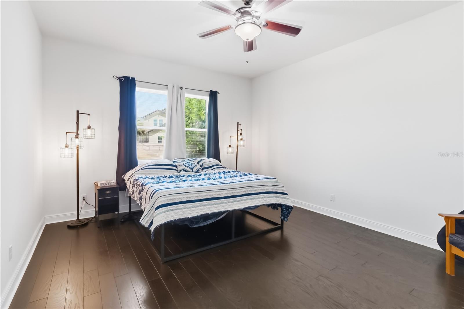 Image 17 of 47 For 659 Red Haven Lane