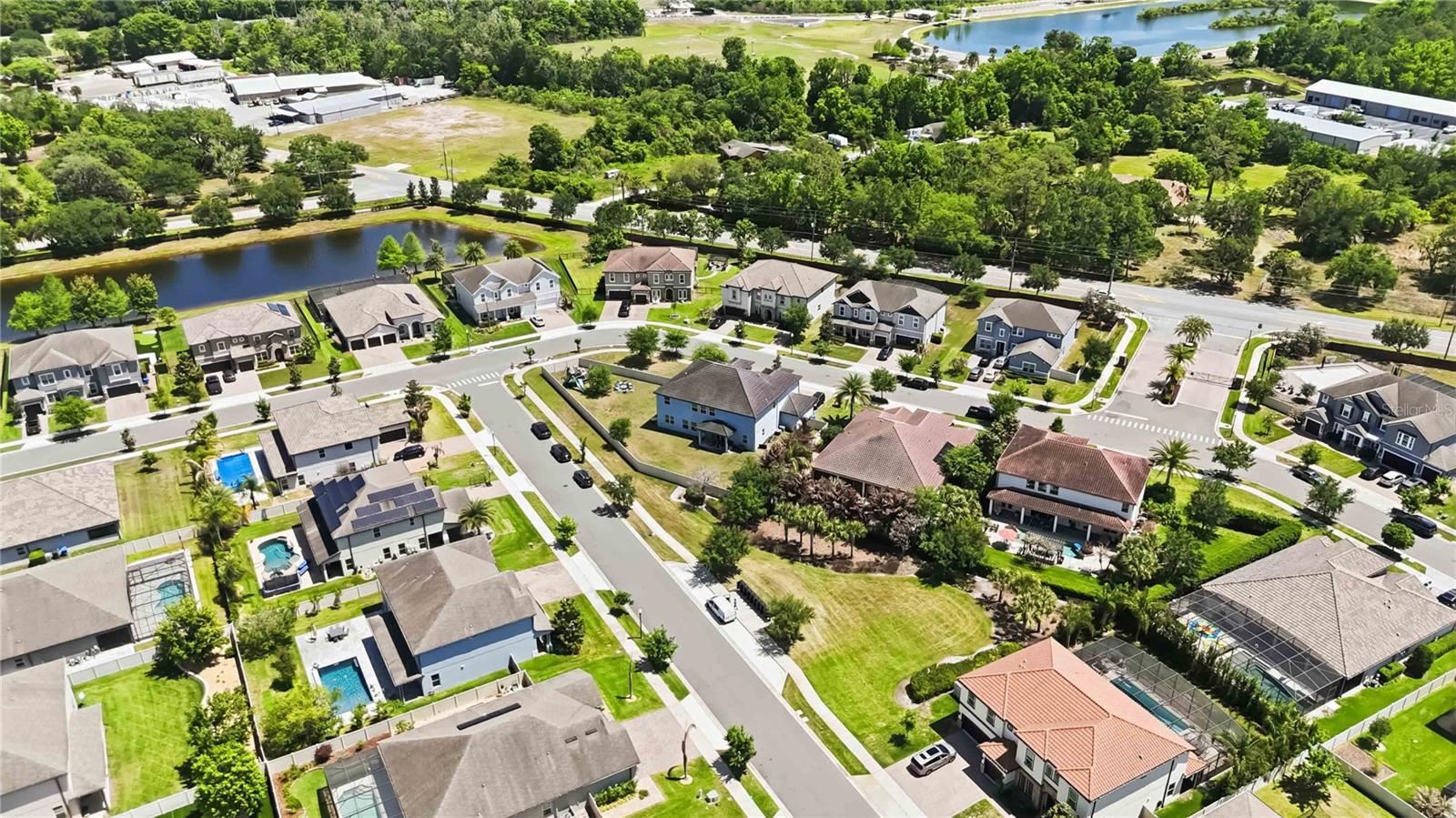 Image 43 of 47 For 659 Red Haven Lane