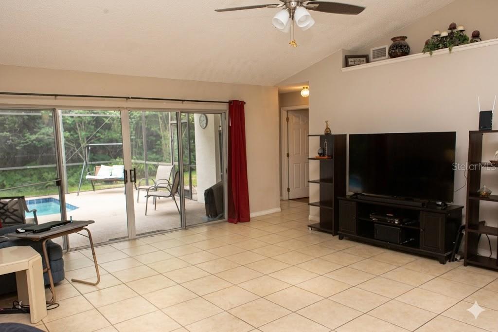 Image 15 of 28 For 2332 Pinebrook Court