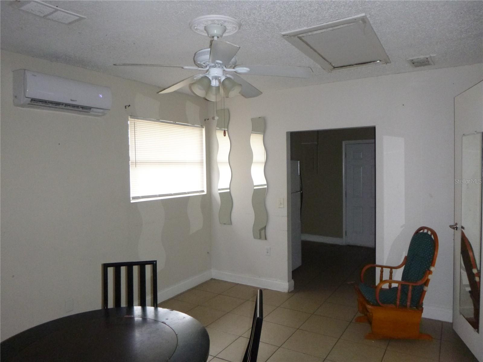 Image 10 of 15 For 572 Santiago Avenue