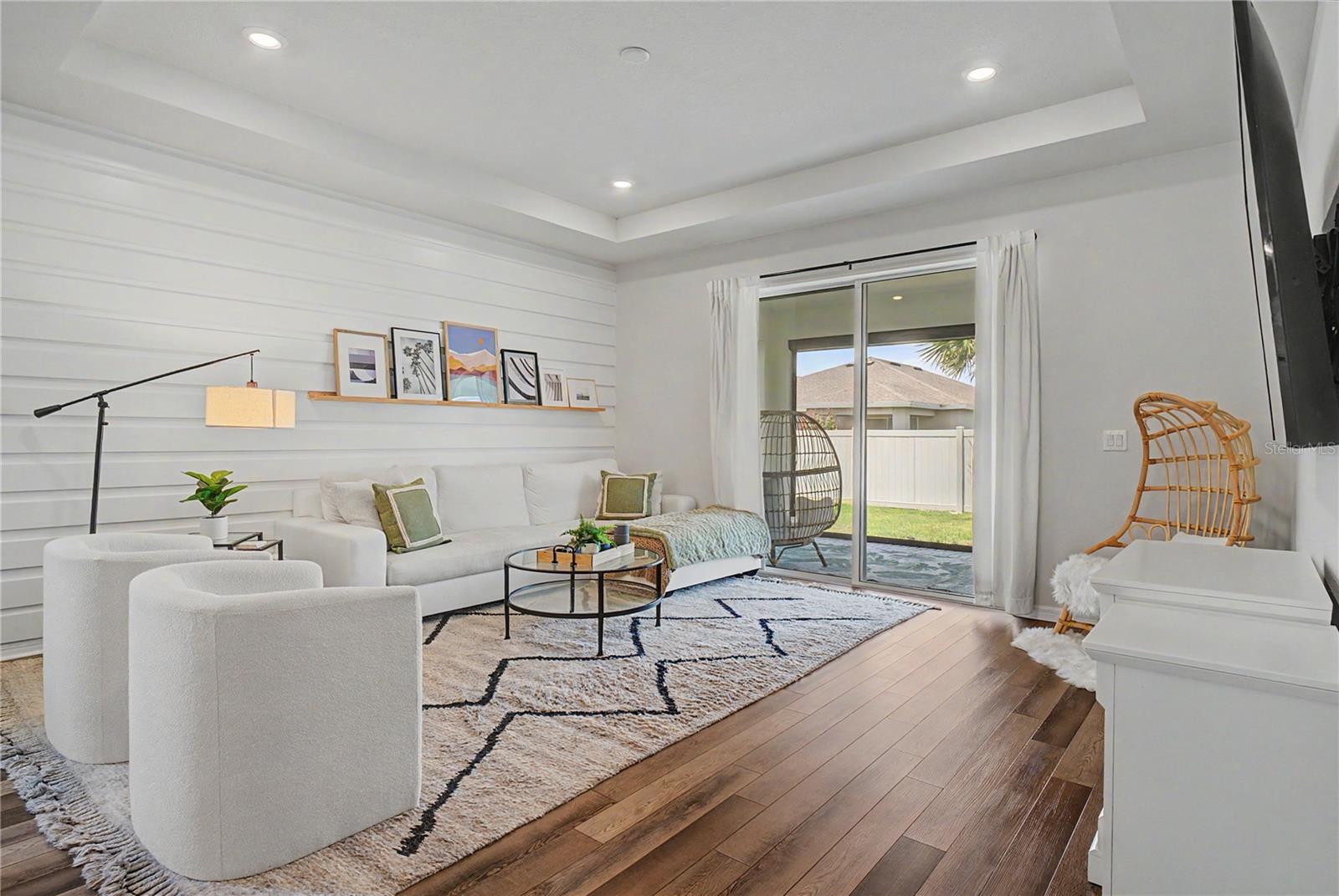 Image 15 of 31 For 3276 Sailing Pier Avenue