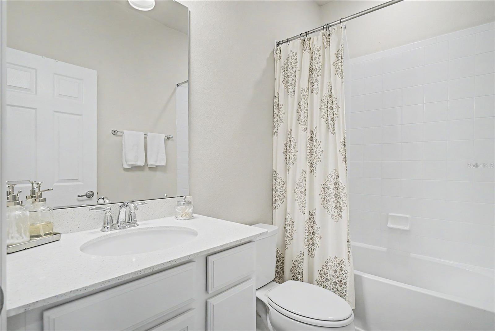 Image 24 of 31 For 3276 Sailing Pier Avenue