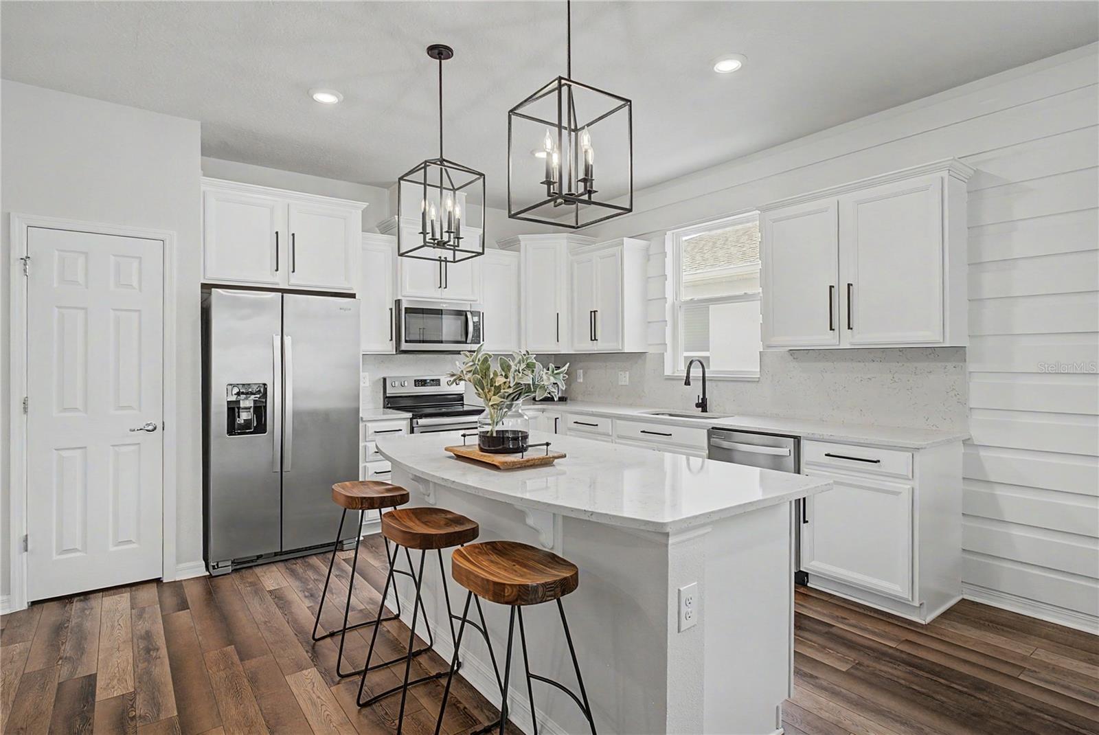 Image 7 of 31 For 3276 Sailing Pier Avenue