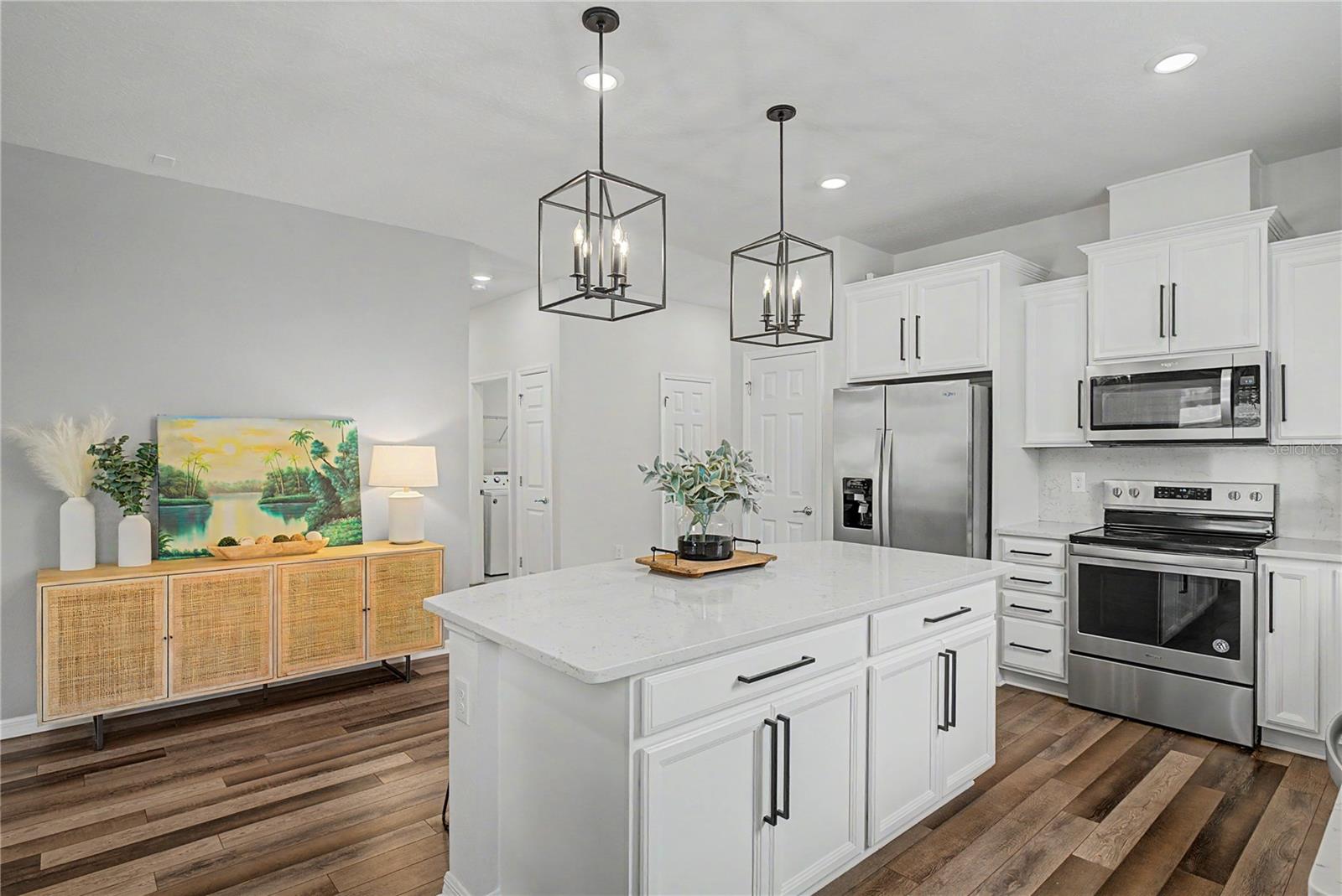 Image 9 of 31 For 3276 Sailing Pier Avenue