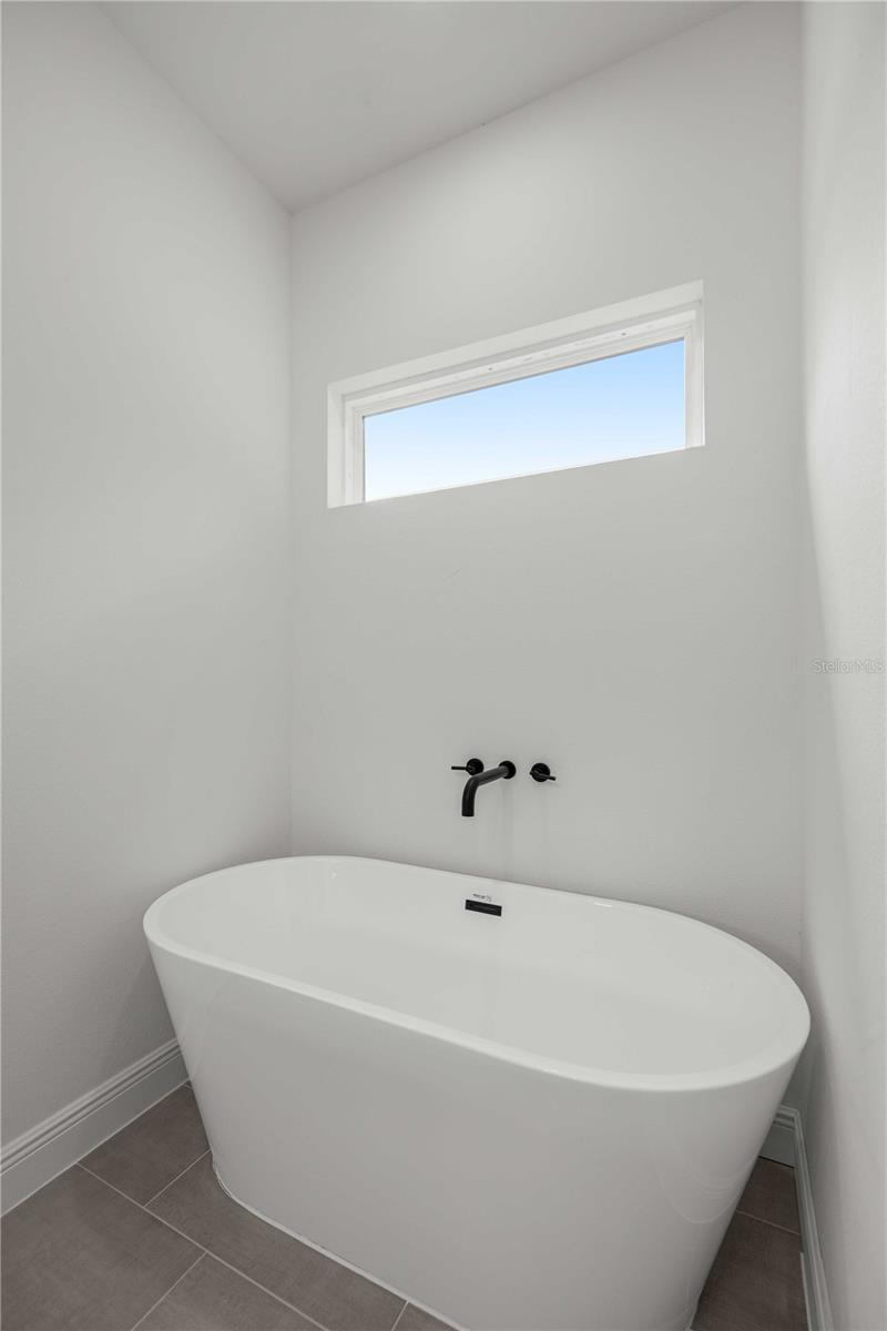 Image 16 of 36 For 8416 Triana Drive