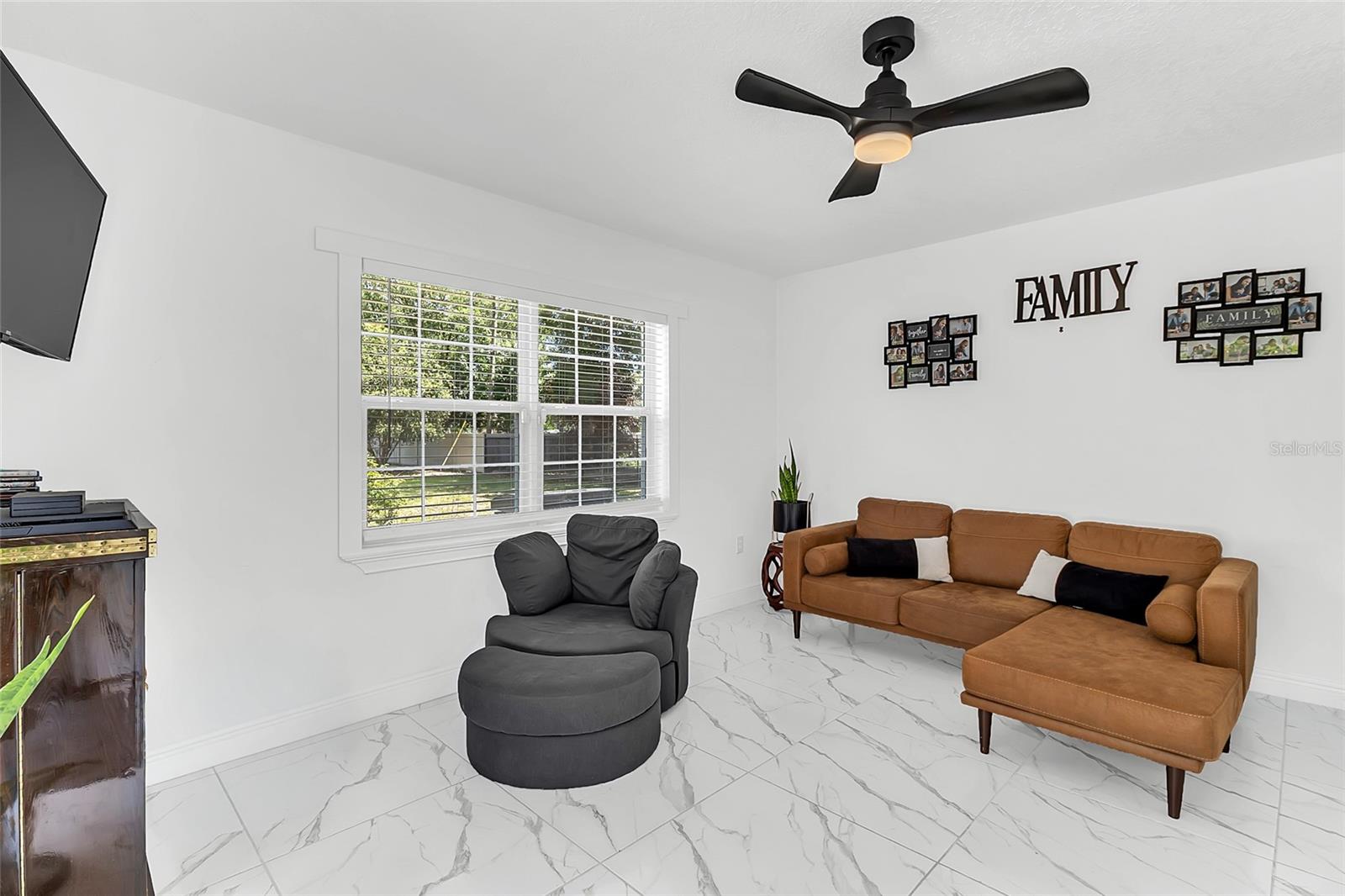 Image 19 of 42 For 425 Wisconsin Avenue