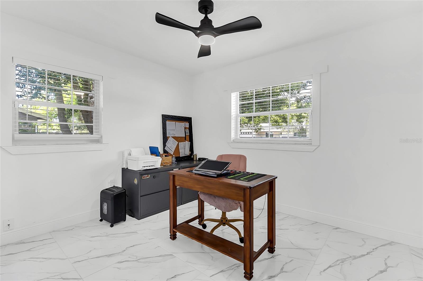 Image 21 of 42 For 425 Wisconsin Avenue