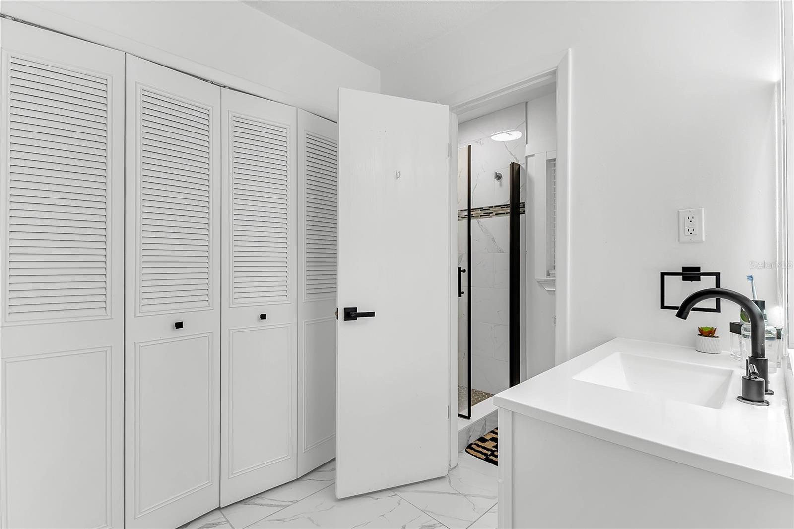 Image 26 of 42 For 425 Wisconsin Avenue