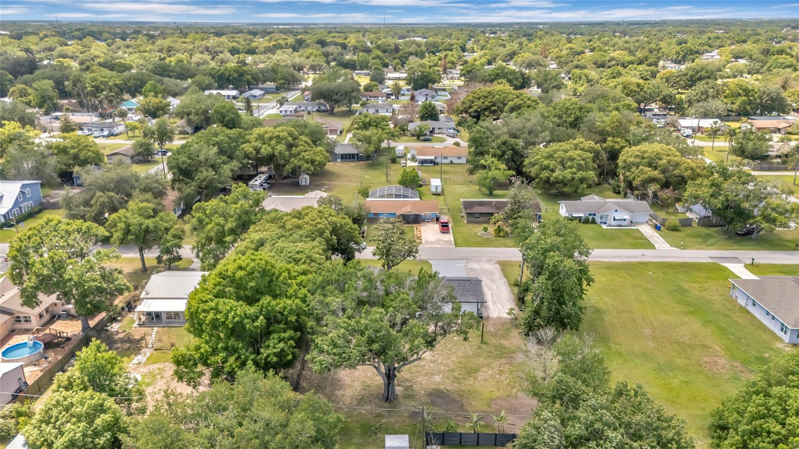 Image 33 of 42 For 425 Wisconsin Avenue