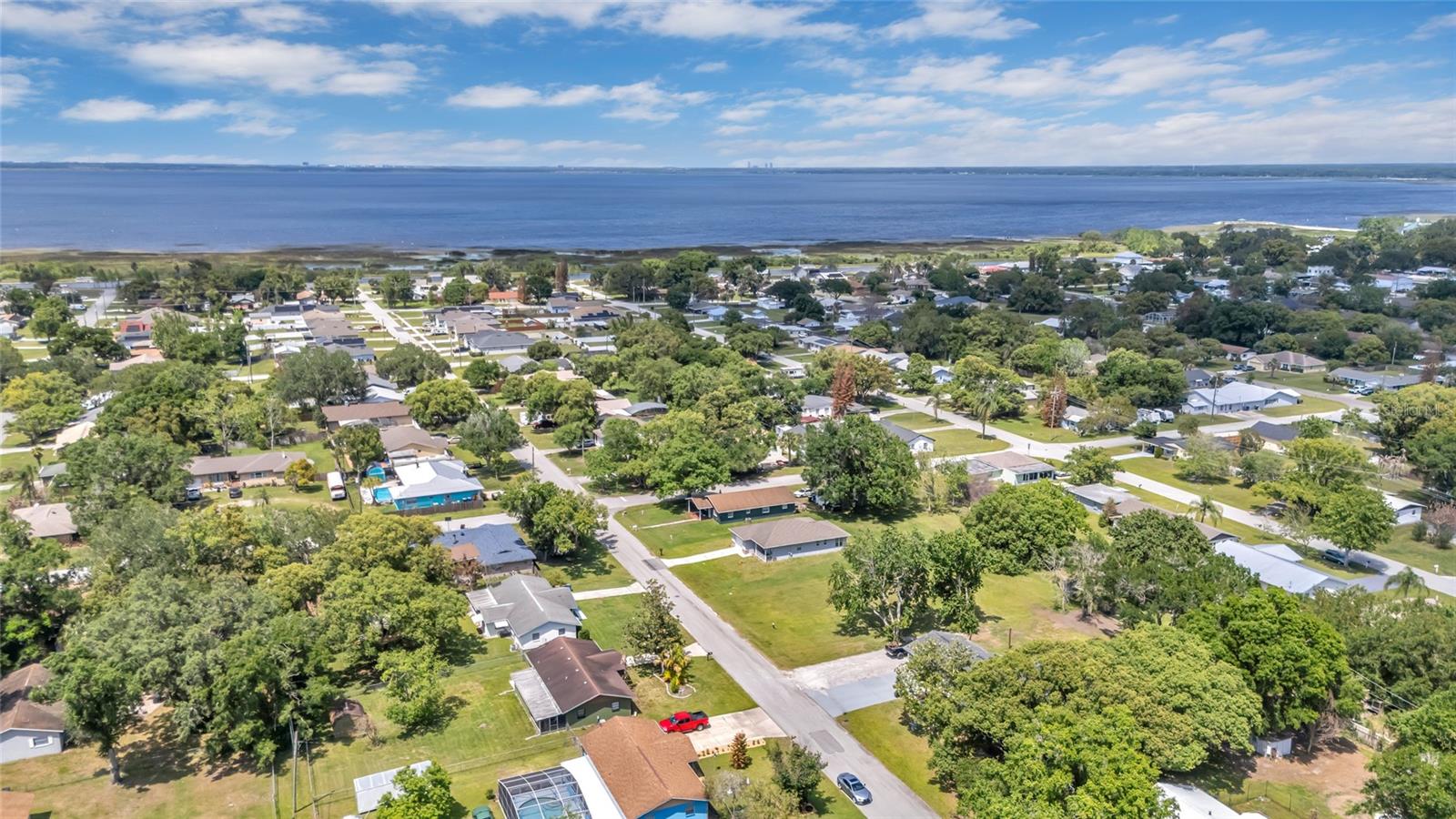 Image 38 of 42 For 425 Wisconsin Avenue