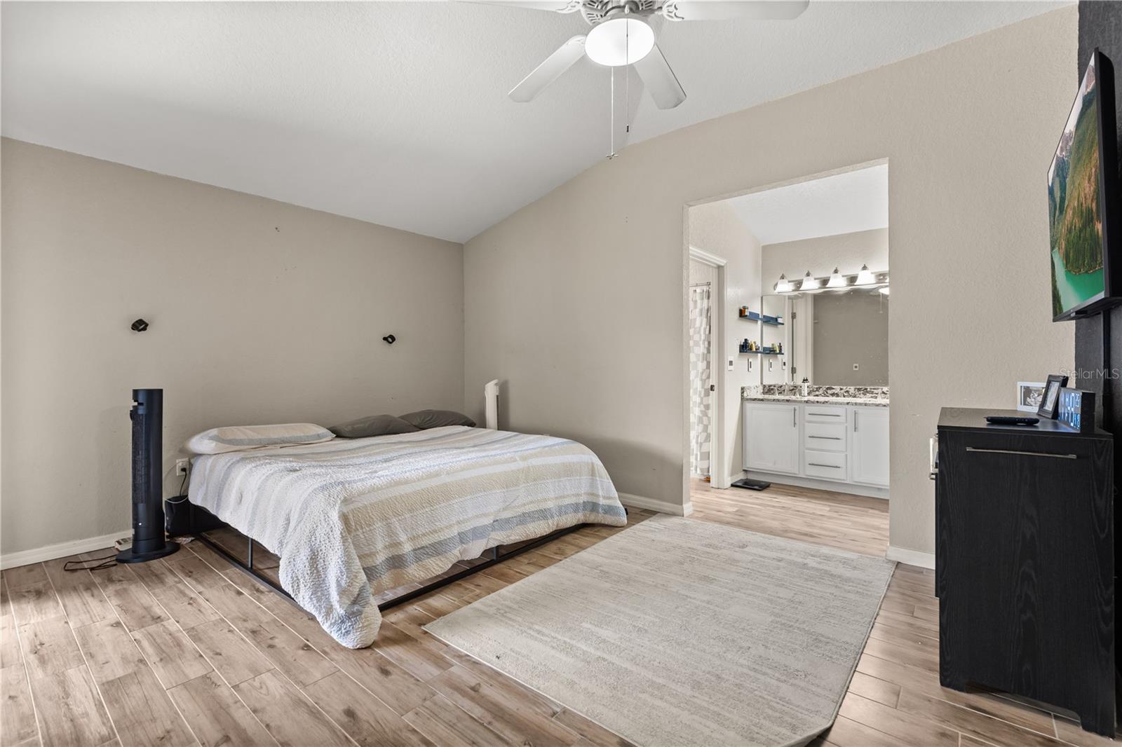 Image 13 of 31 For 2643 Pine Glen Court