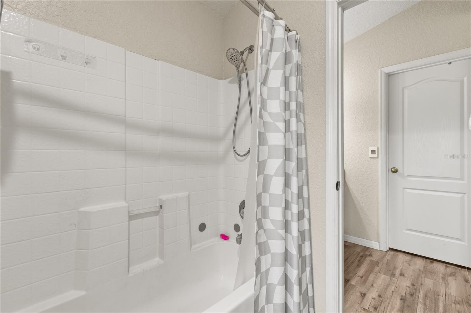 Image 16 of 31 For 2643 Pine Glen Court
