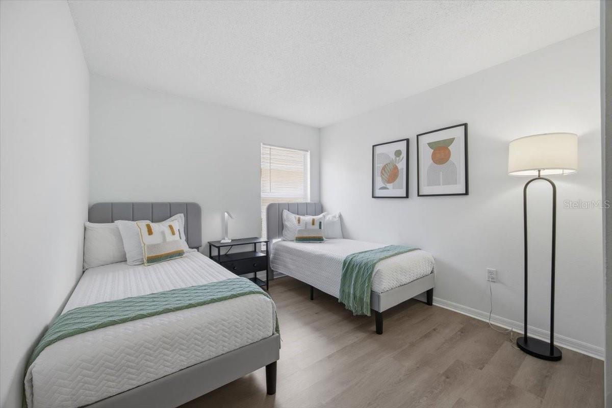 Image 19 of 26 For 1518 Gulf Vue Drive