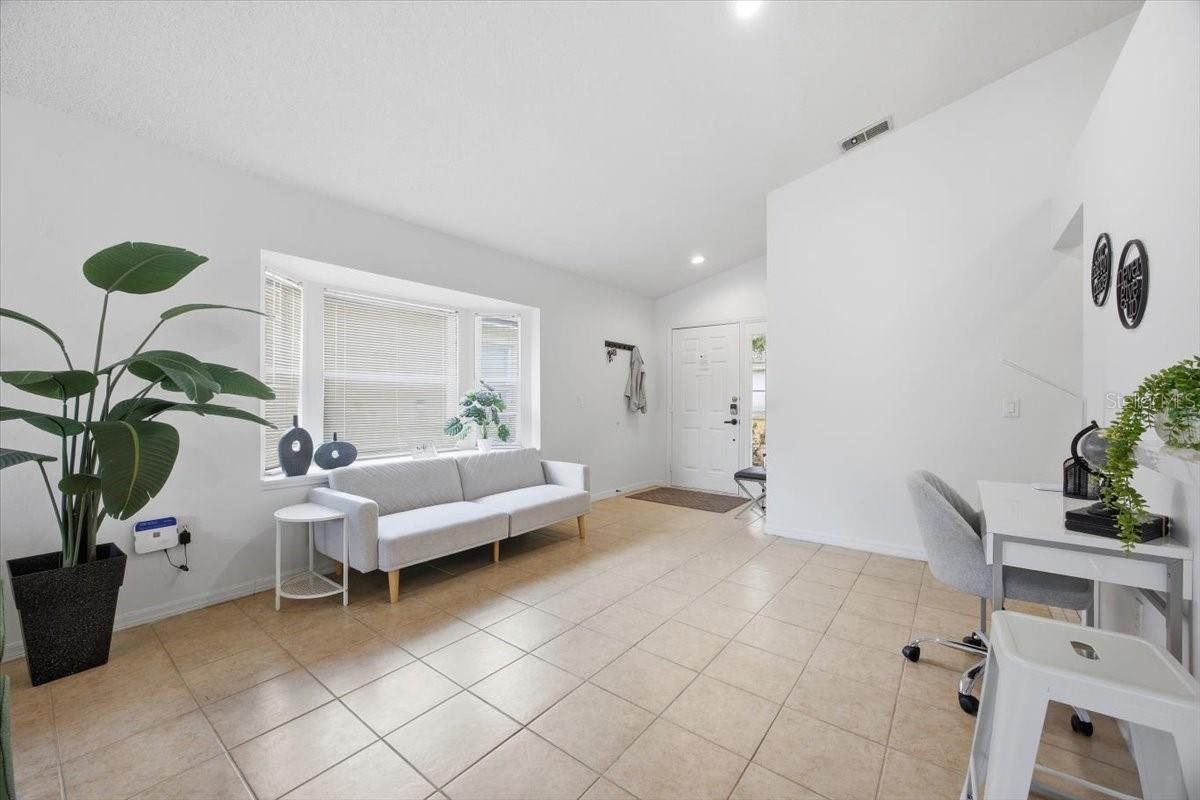 Image 5 of 26 For 1518 Gulf Vue Drive