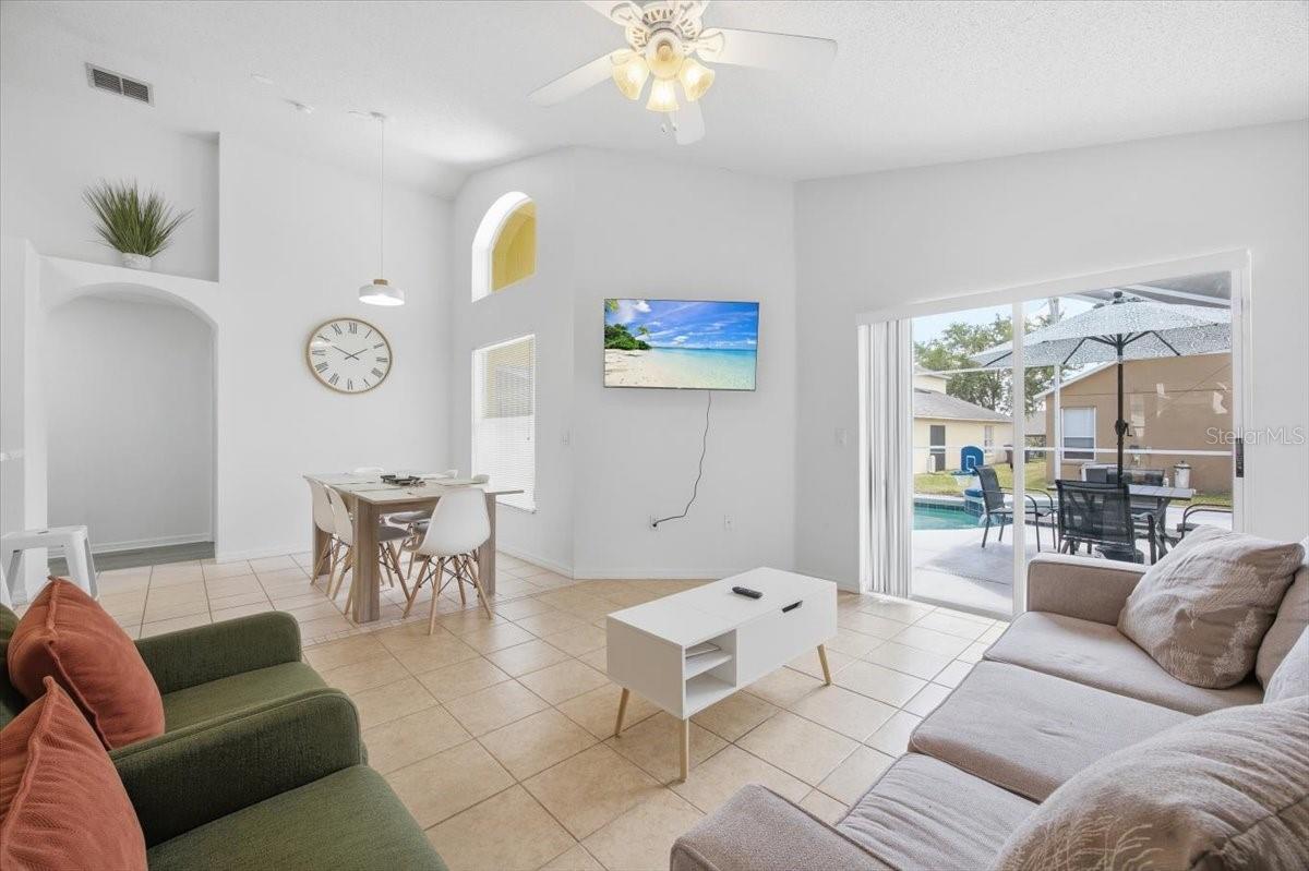 Image 7 of 26 For 1518 Gulf Vue Drive