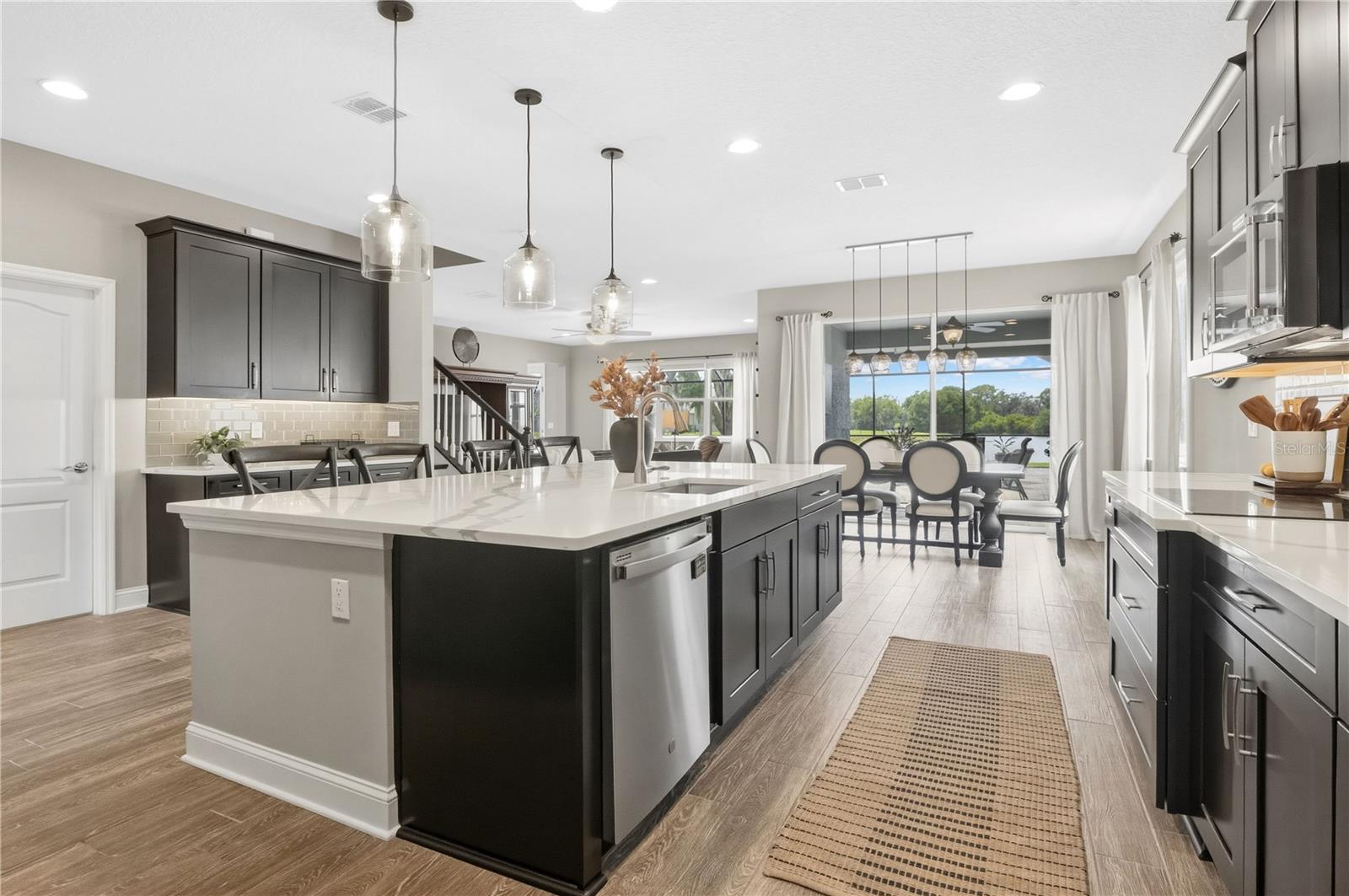 Image 12 of 70 For 15200 Lake Claire Overlook Drive