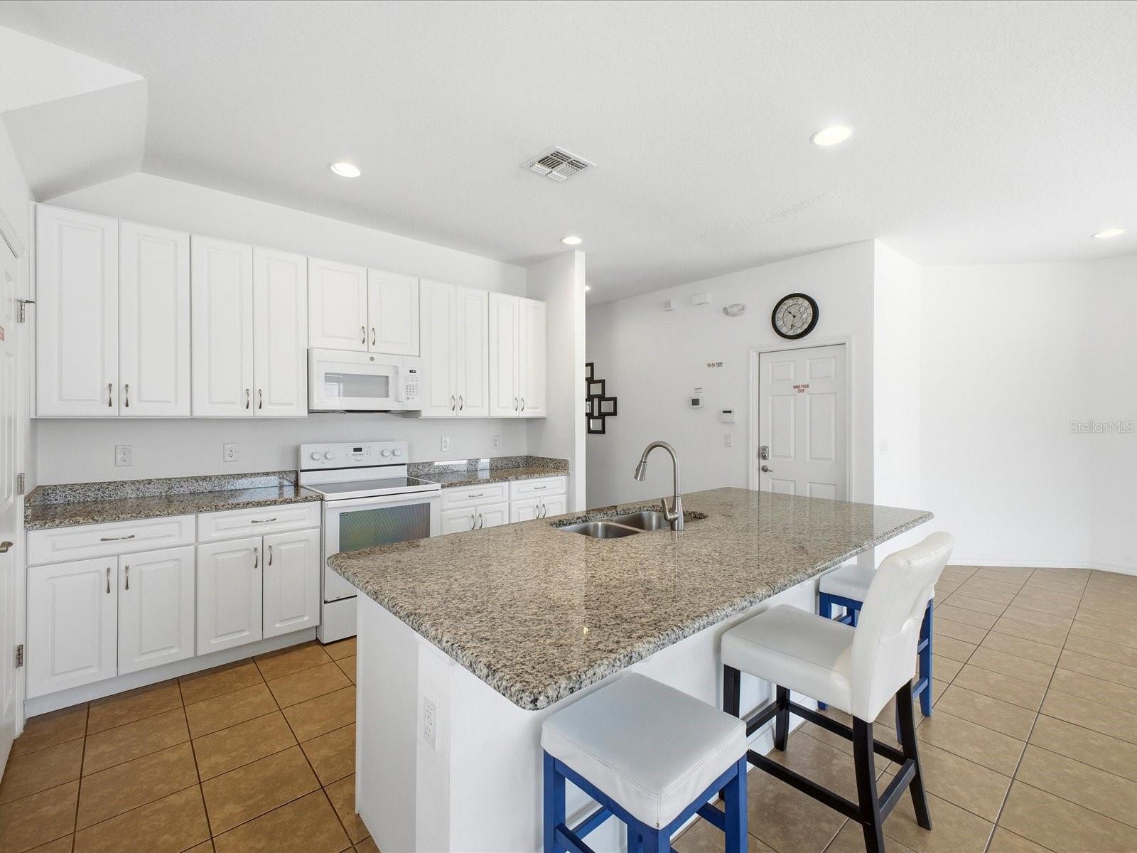 Image 12 of 58 For 2621 Rosemont Circle