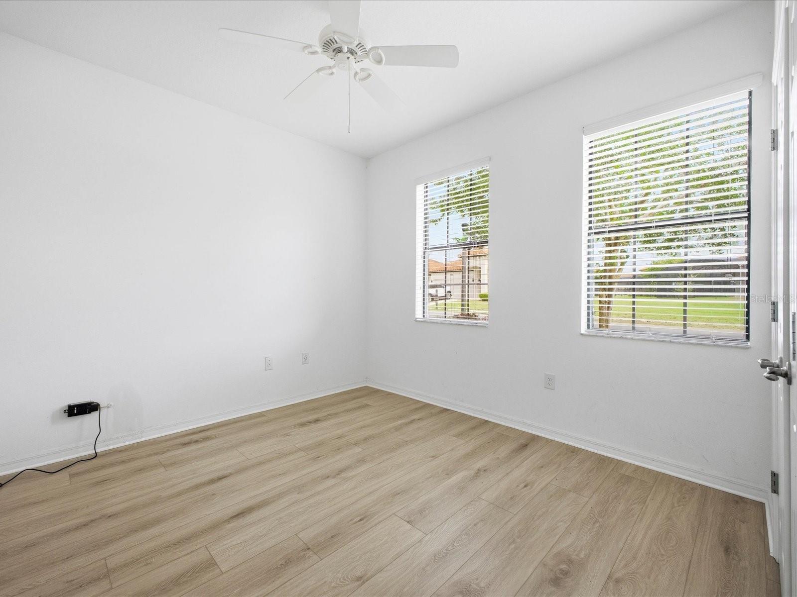 Image 16 of 58 For 2621 Rosemont Circle