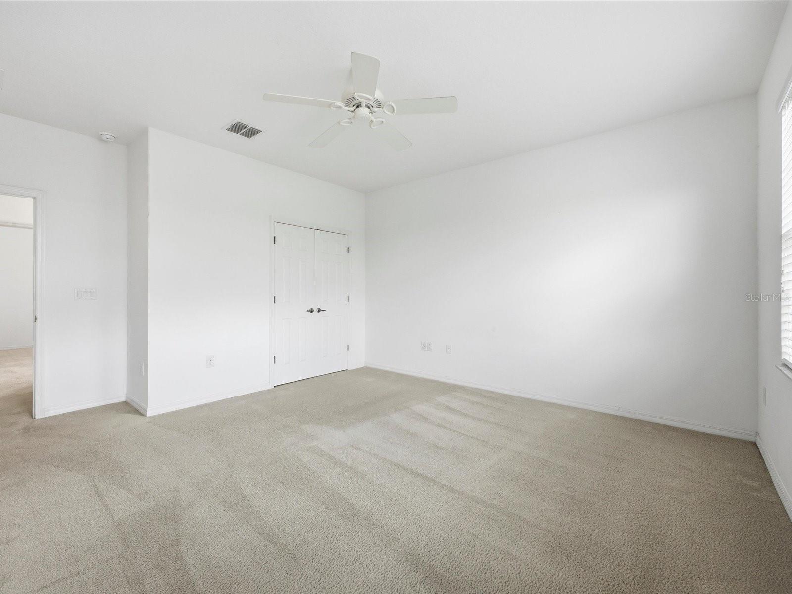 Image 20 of 58 For 2621 Rosemont Circle