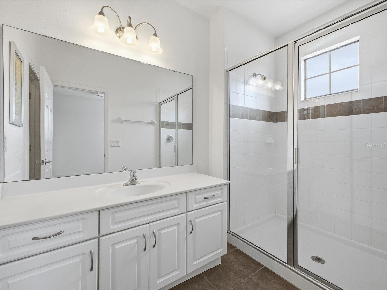 Image 25 of 58 For 2621 Rosemont Circle