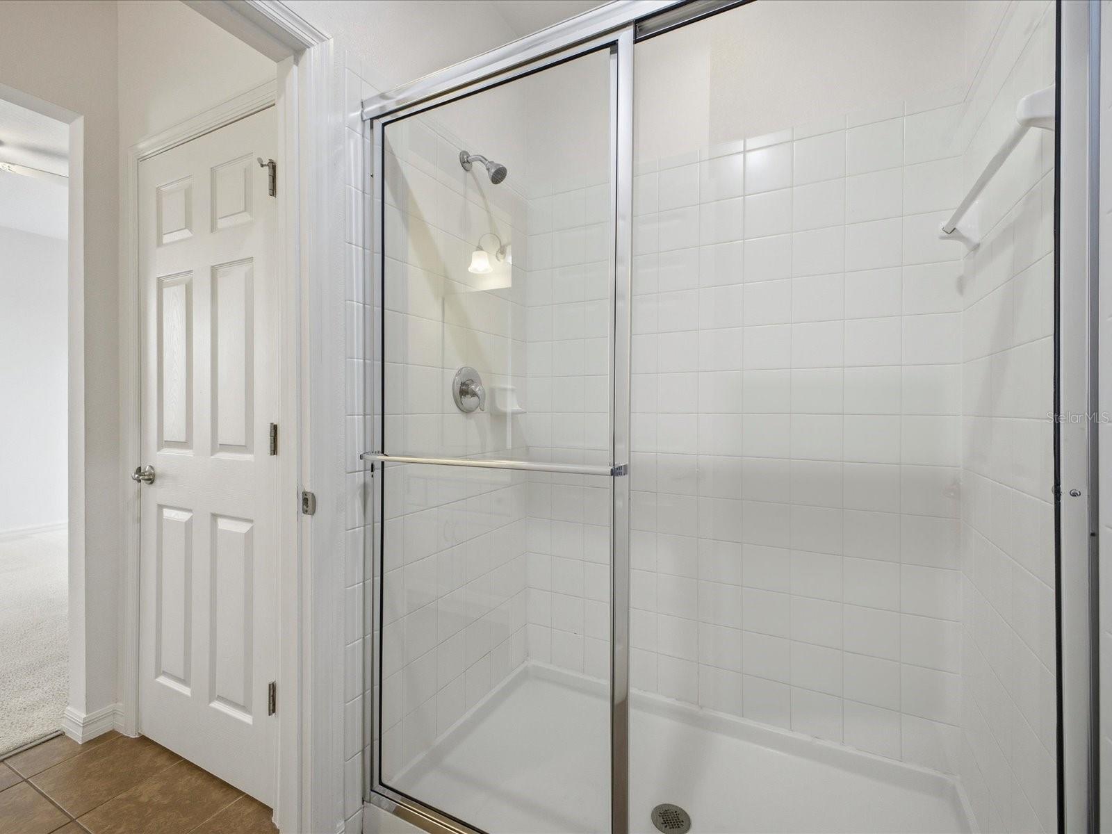Image 30 of 58 For 2621 Rosemont Circle