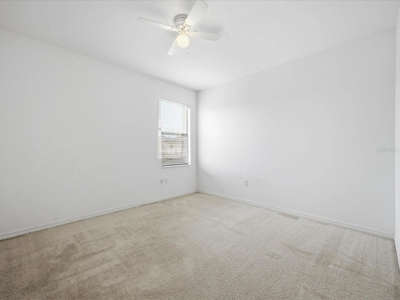 Image 31 of 58 For 2621 Rosemont Circle