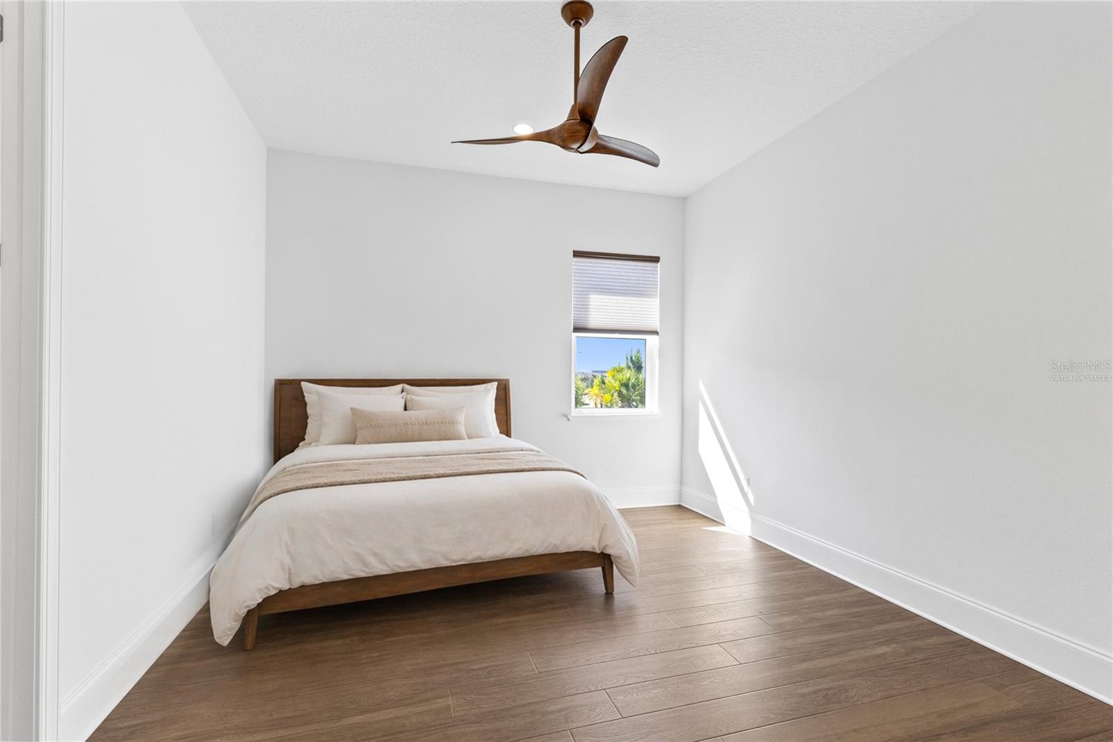 Image 40 of 74 For 9076 Santorini Drive