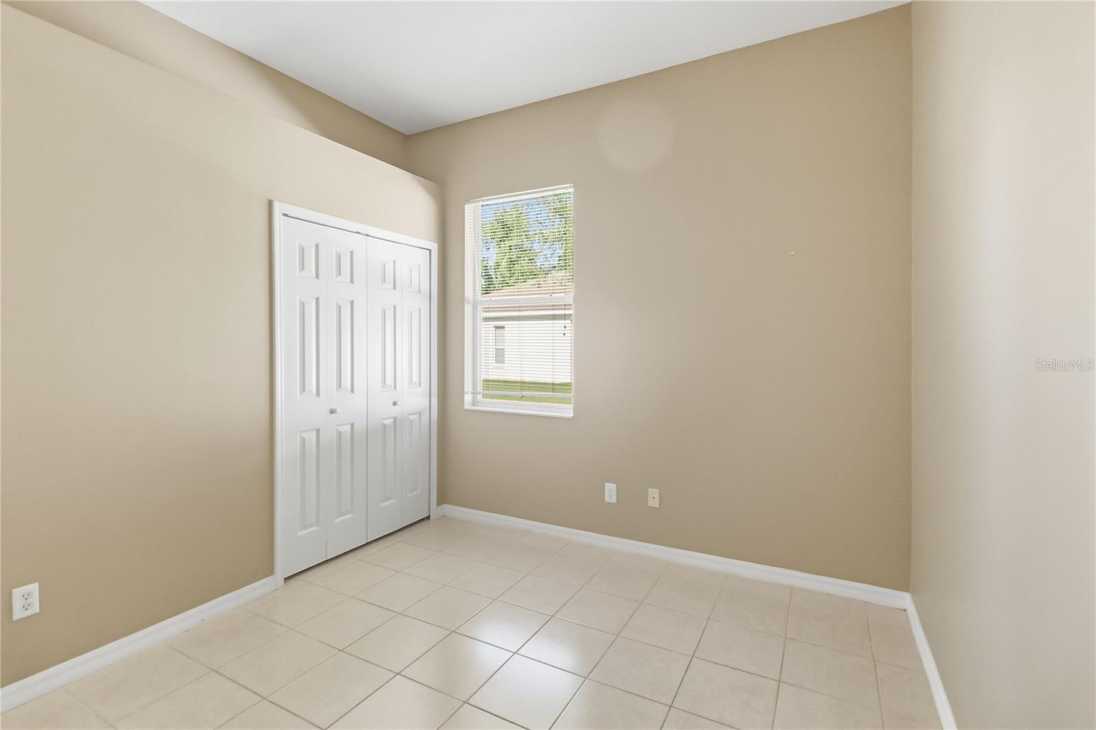 Image 20 of 41 For 677 Buckhaven Loop