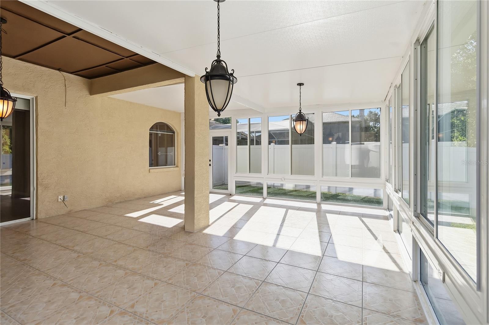 Image 29 of 41 For 677 Buckhaven Loop