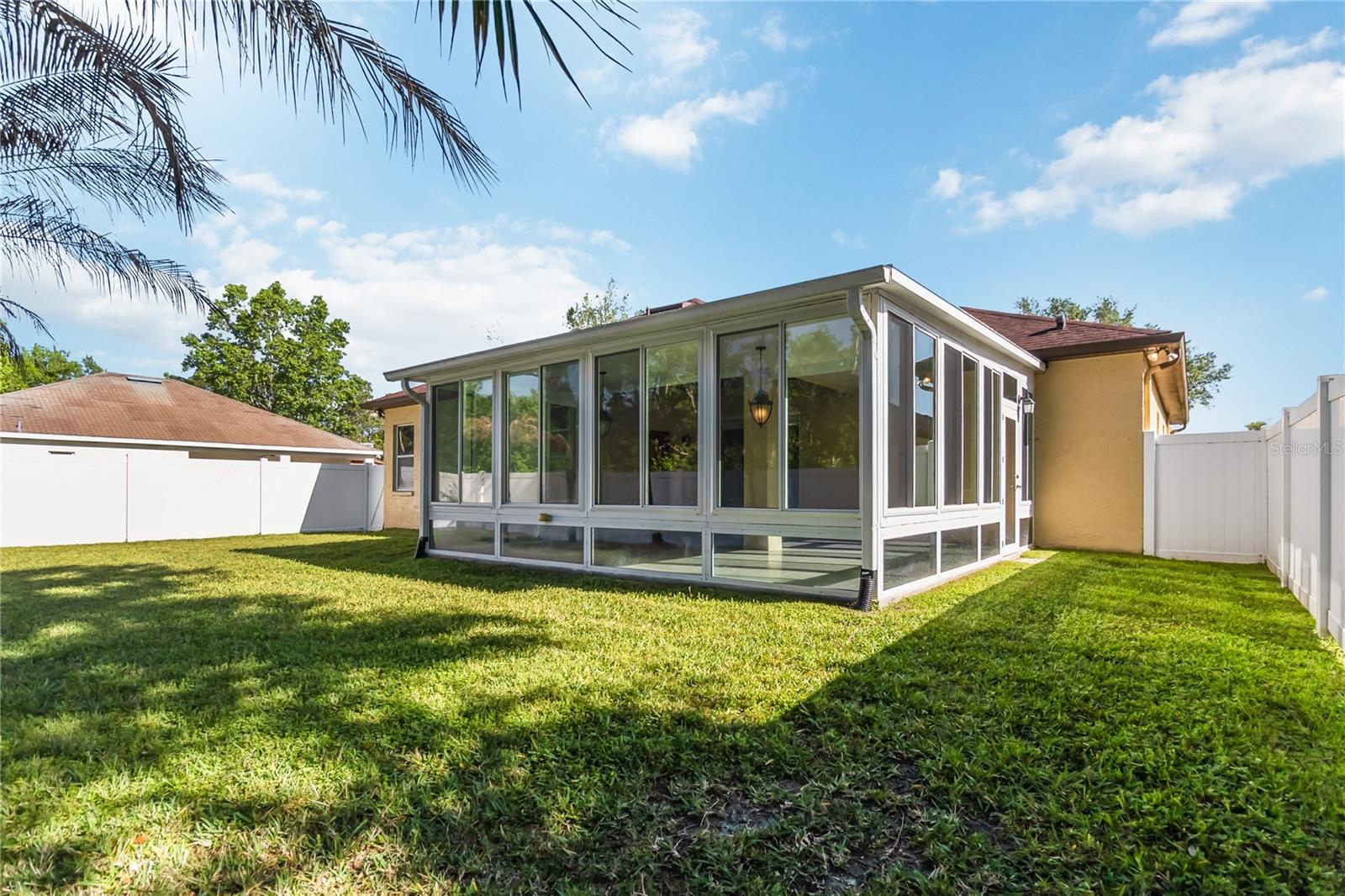 Image 34 of 41 For 677 Buckhaven Loop