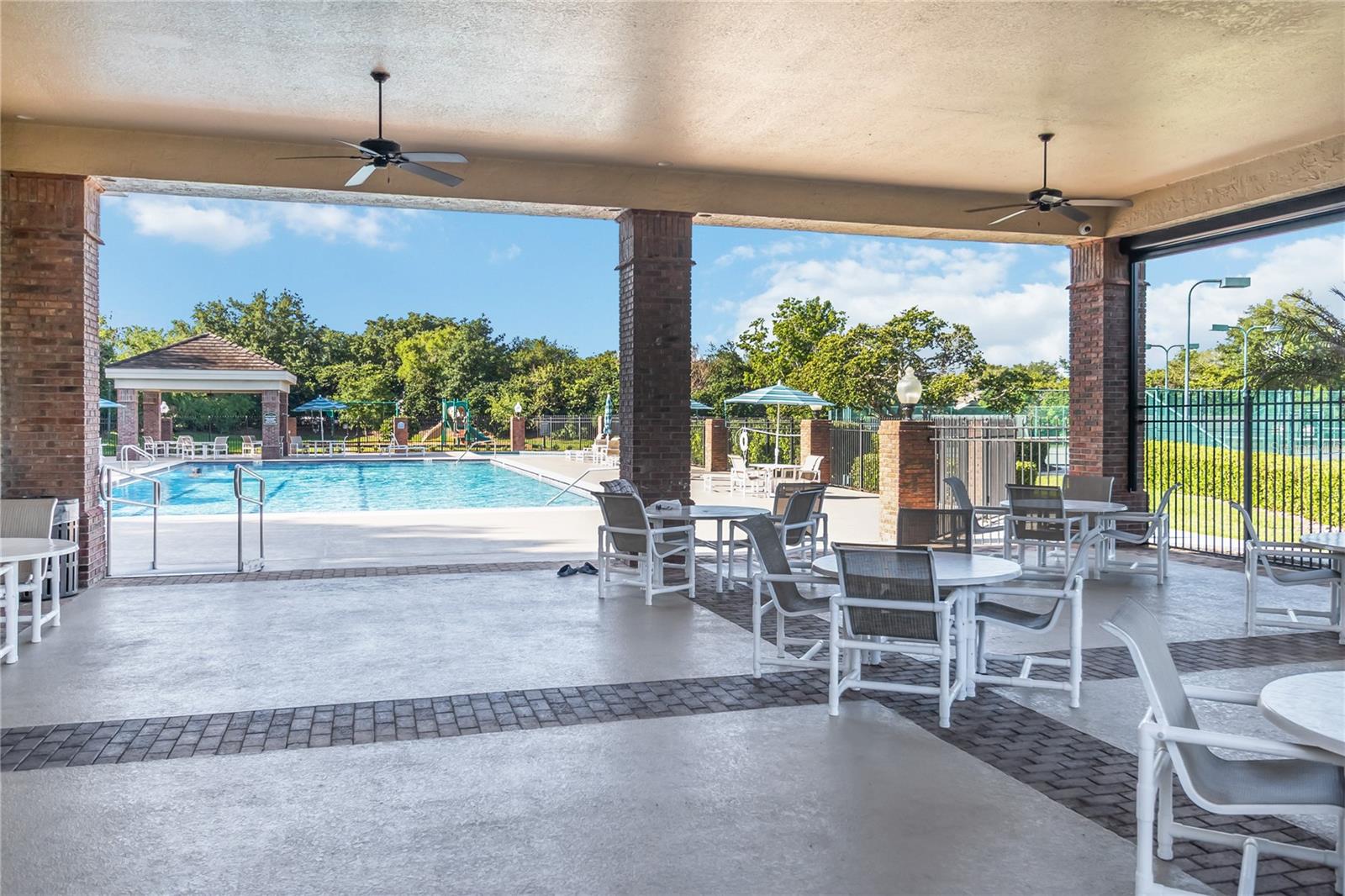 Image 35 of 41 For 677 Buckhaven Loop