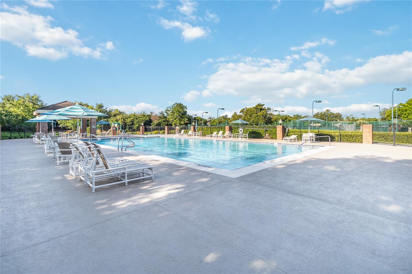 Image 36 of 41 For 677 Buckhaven Loop