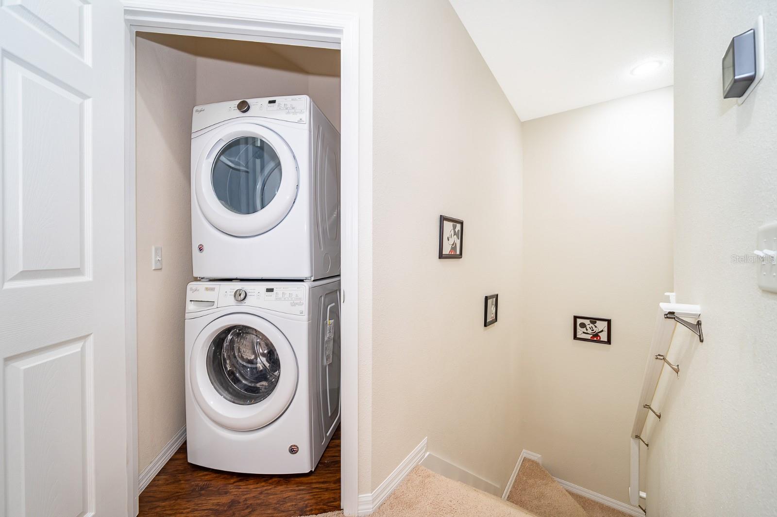 Image 13 of 18 For 8913 Shine Drive