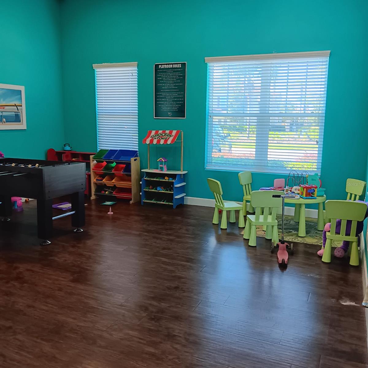 Image 17 of 18 For 8913 Shine Drive