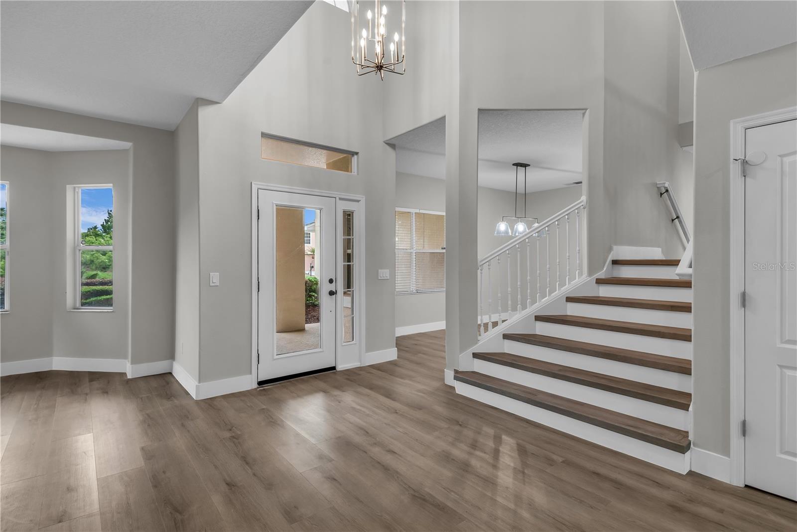 Image 11 of 52 For 2640 Grove View Drive