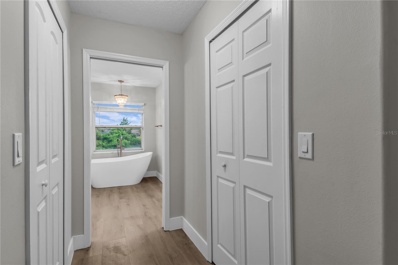 Image 21 of 52 For 2640 Grove View Drive