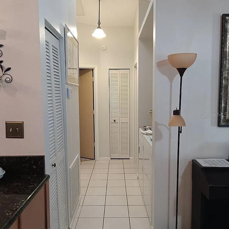 Image 11 of 21 For 5366 Royal Palm Avenue 5366