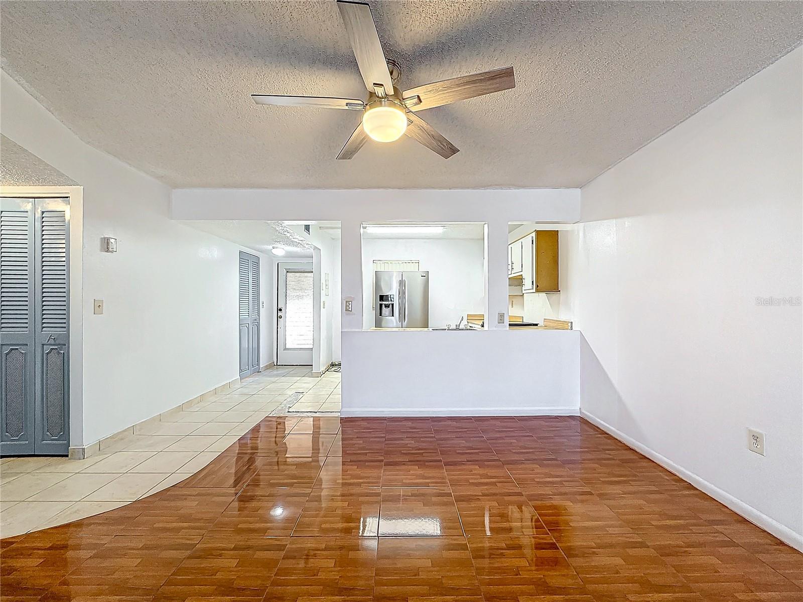 Image 17 of 23 For 2850 Somerset Drive 204l