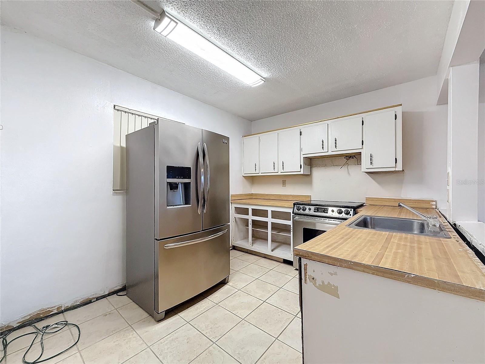 Image 21 of 23 For 2850 Somerset Drive 204l