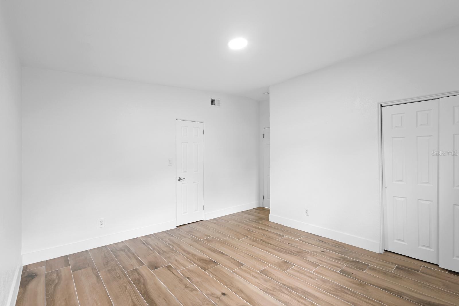 Image 13 of 31 For 1511 Horatio Avenue