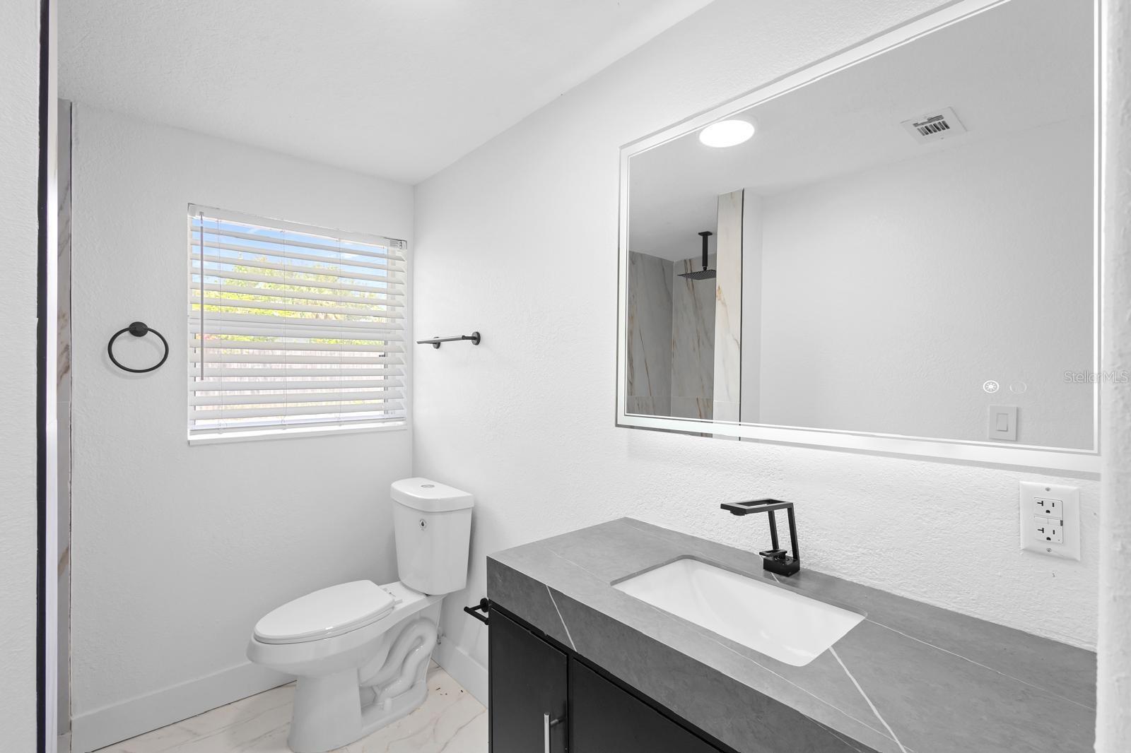 Image 19 of 31 For 1511 Horatio Avenue