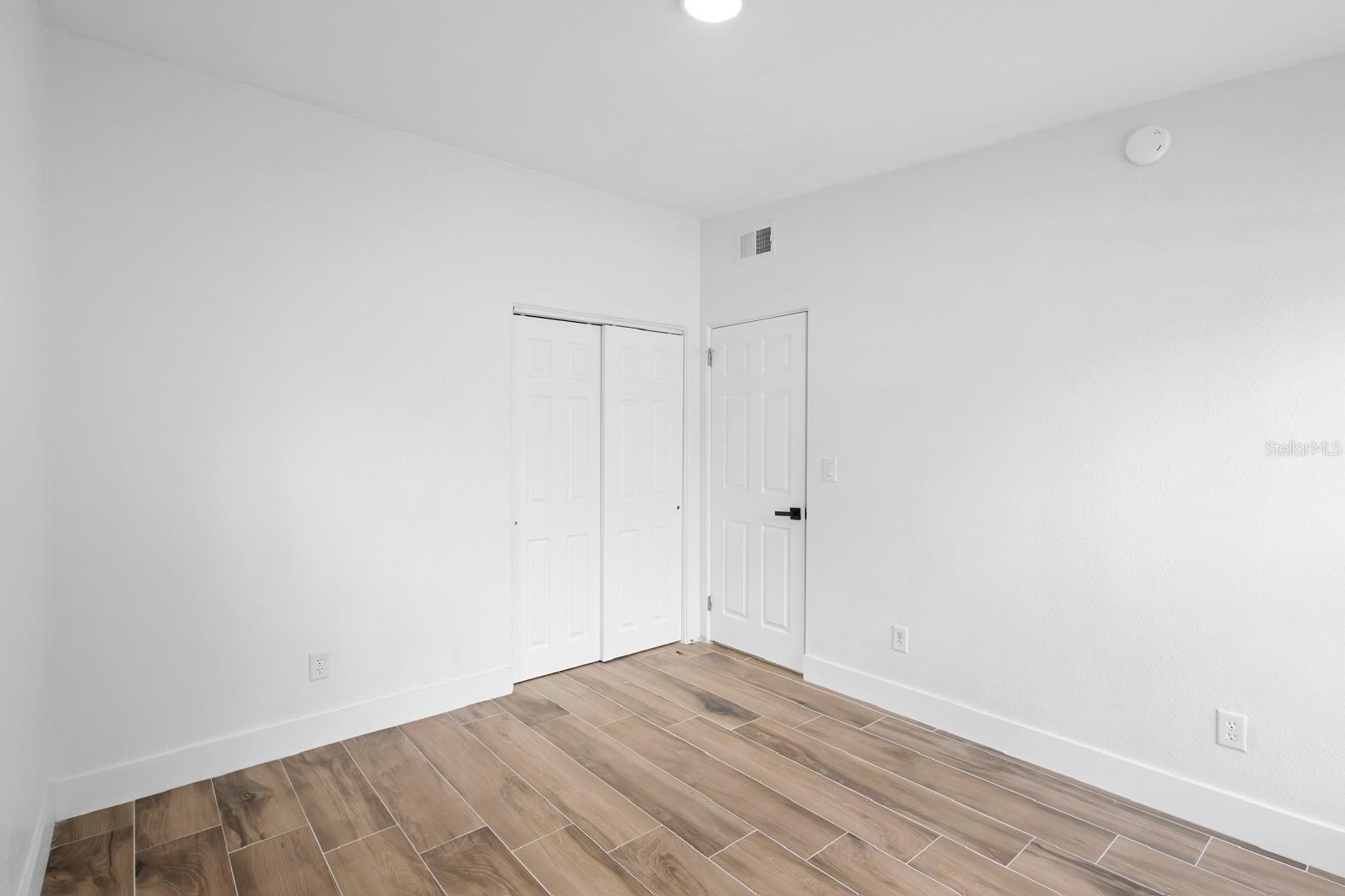 Image 24 of 31 For 1511 Horatio Avenue